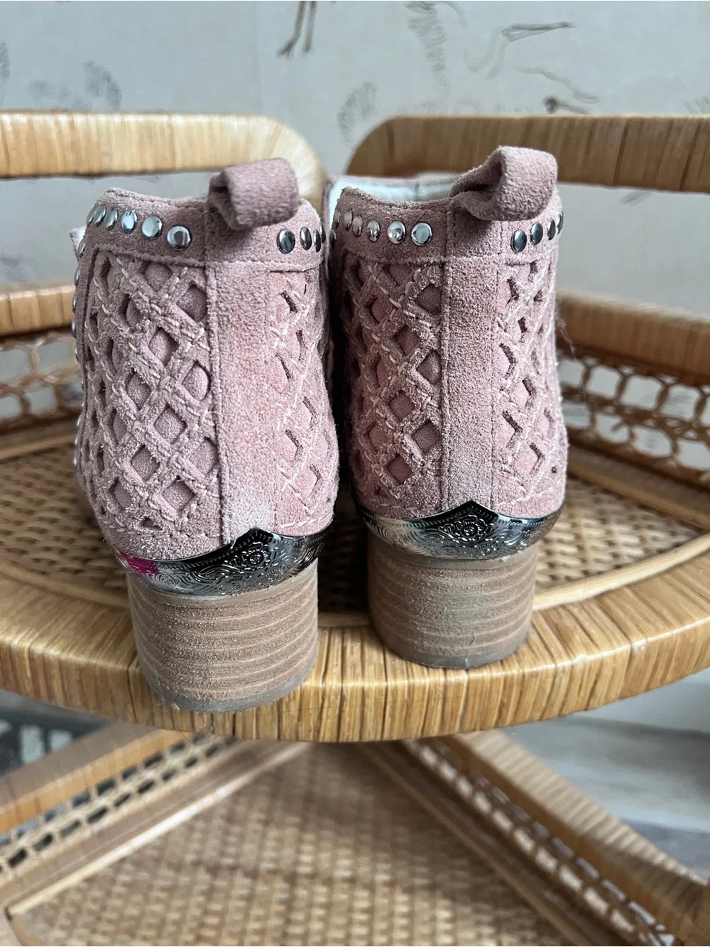 Jeffrey‎ Campbell pink ankle boots studded open